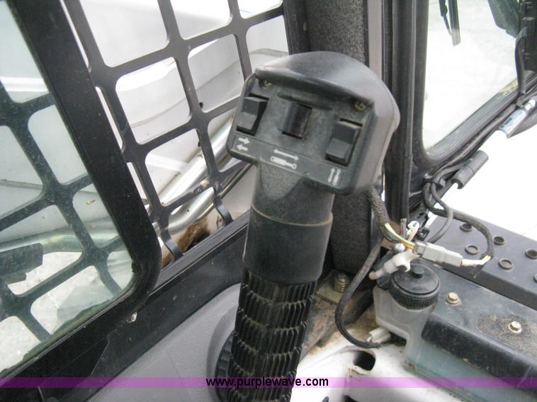 image for item B8094 2010 Bobcat S185 skid steer
