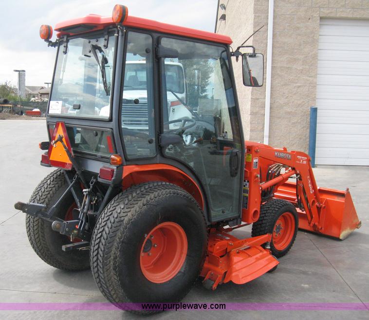 image for item B8095 2008 Kubota B3030 MFWD tractor