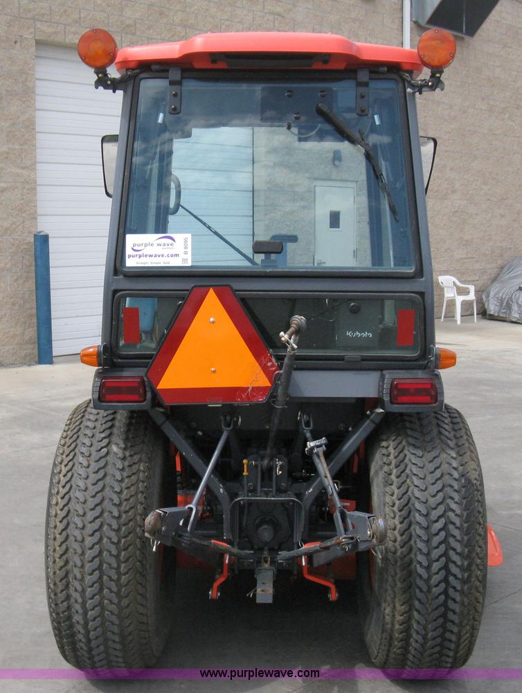 image for item B8095 2008 Kubota B3030 MFWD tractor