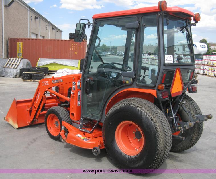 image for item B8095 2008 Kubota B3030 MFWD tractor
