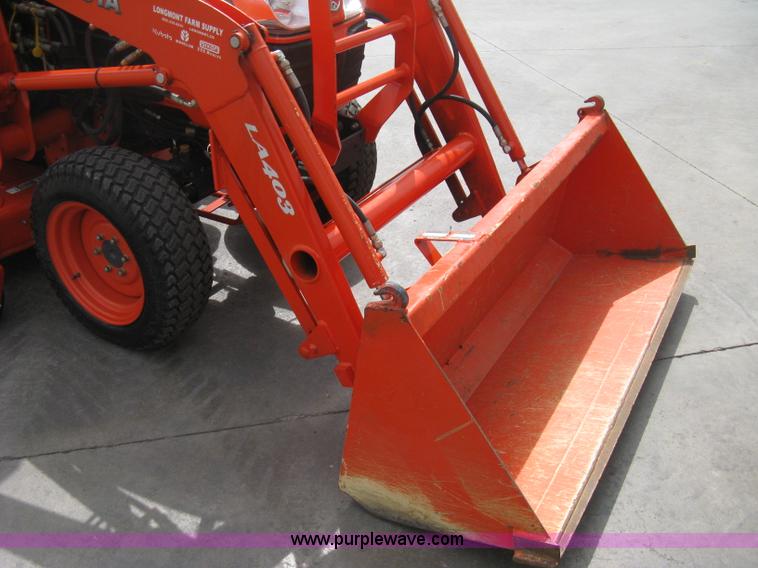 image for item B8095 2008 Kubota B3030 MFWD tractor