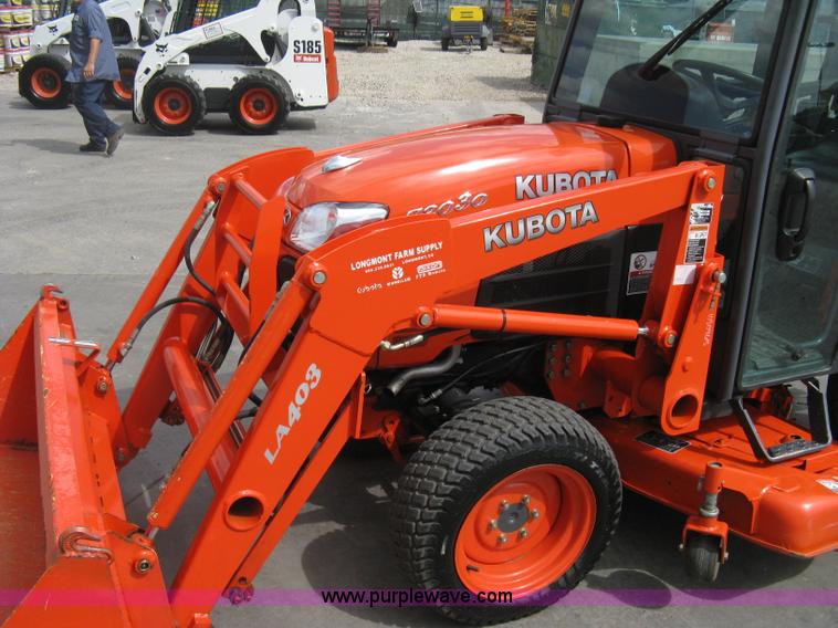 image for item B8095 2008 Kubota B3030 MFWD tractor