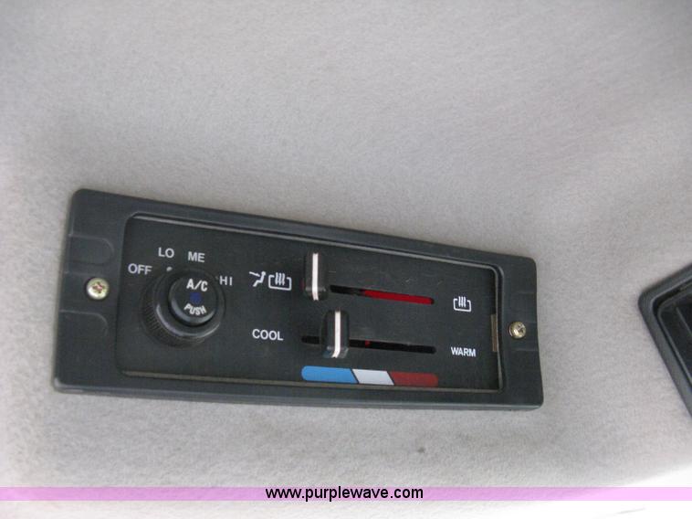 image for item B8095 2008 Kubota B3030 MFWD tractor