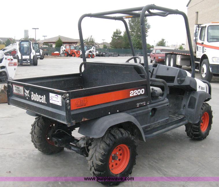 image for item B8096 2007 Bobcat 2200 utility vehicle