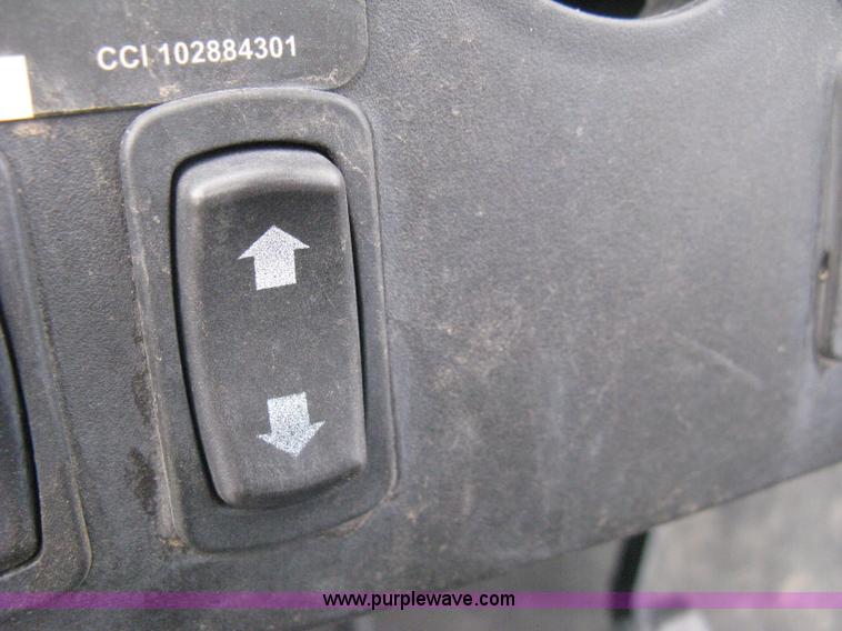 image for item B8096 2007 Bobcat 2200 utility vehicle