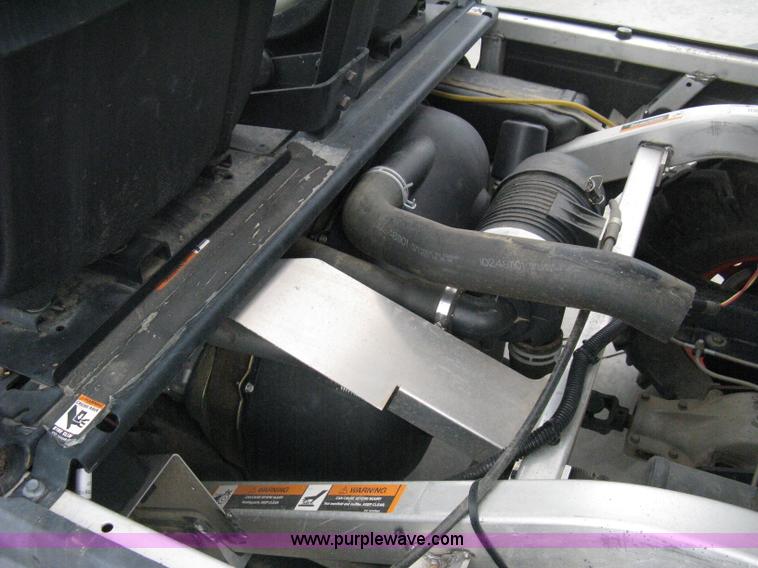 image for item B8096 2007 Bobcat 2200 utility vehicle