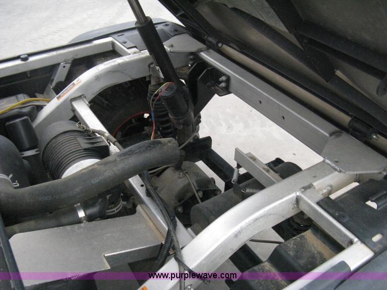 image for item B8096 2007 Bobcat 2200 utility vehicle