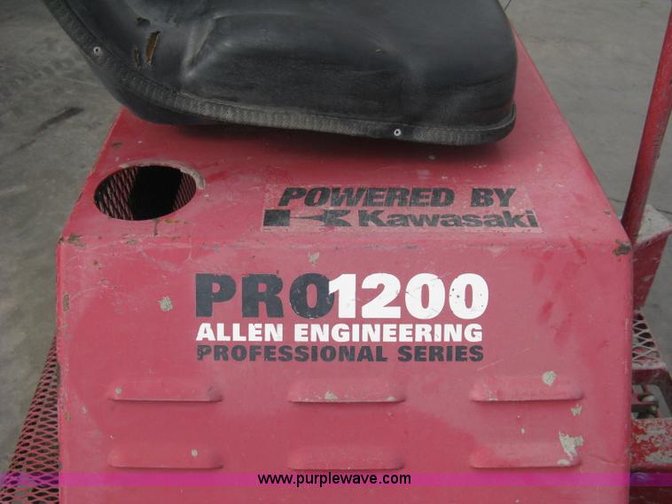 image for item B8101 2002 Razorback Rider Pro 1200 Professional Series ride-on power trowel