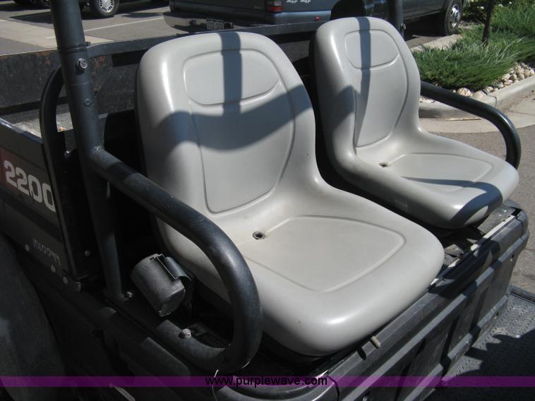 image for item B8102 2007 Bobcat 2200 utility vehicle