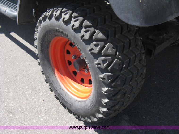 image for item B8102 2007 Bobcat 2200 utility vehicle