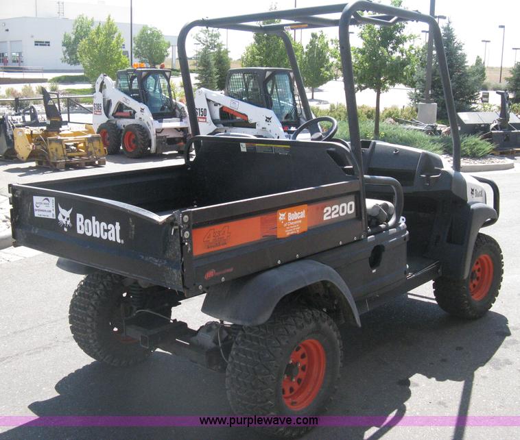 image for item B8103 2007 Bobcat 2200 utility vehicle