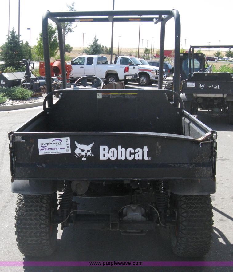 image for item B8103 2007 Bobcat 2200 utility vehicle