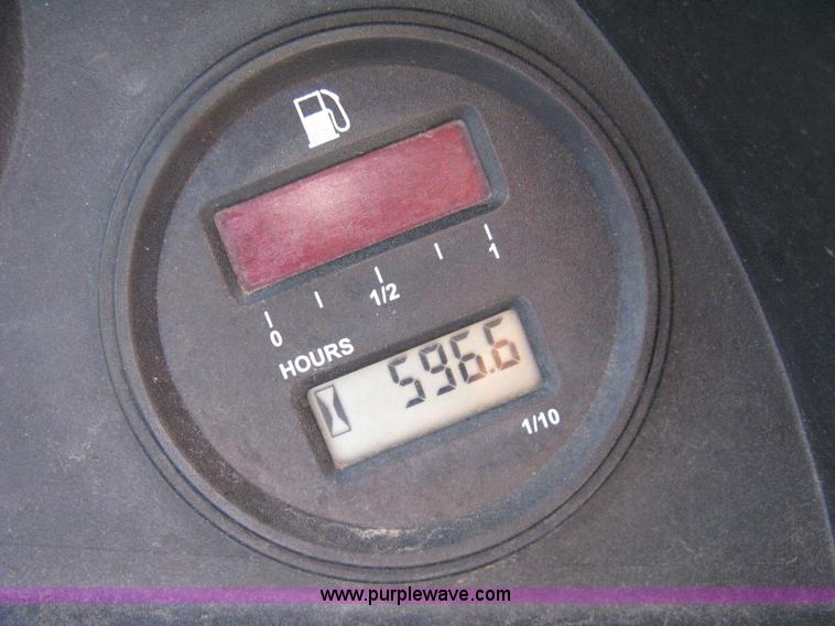 image for item B8103 2007 Bobcat 2200 utility vehicle