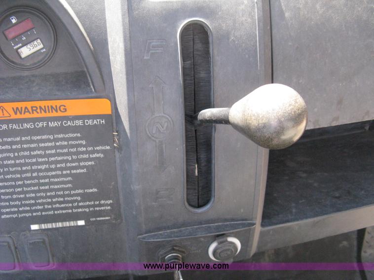 image for item B8103 2007 Bobcat 2200 utility vehicle