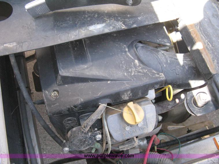 image for item B8103 2007 Bobcat 2200 utility vehicle