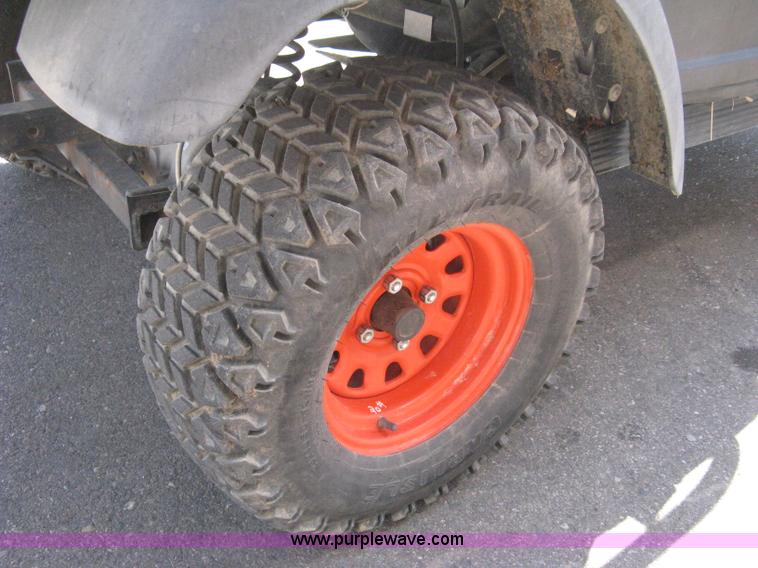 image for item B8103 2007 Bobcat 2200 utility vehicle
