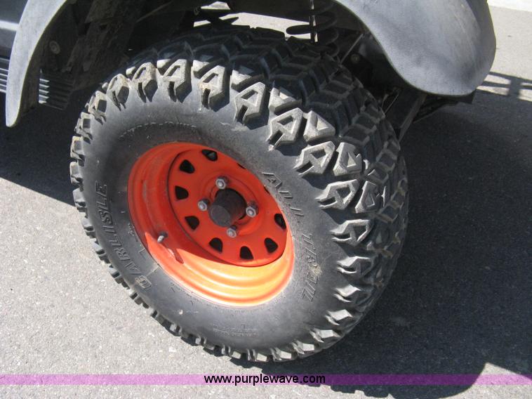 image for item B8103 2007 Bobcat 2200 utility vehicle