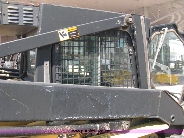 image for item B8106 1997 New Holland LX885 Turbo Super Boom skid steer