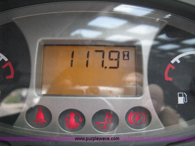 image for item B8107 2010 Bobcat S150 skid steer