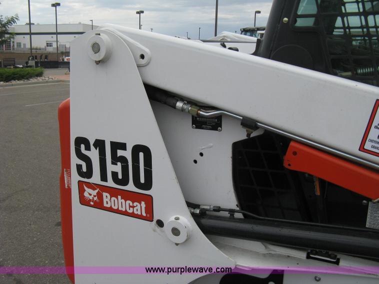 image for item B8107 2010 Bobcat S150 skid steer
