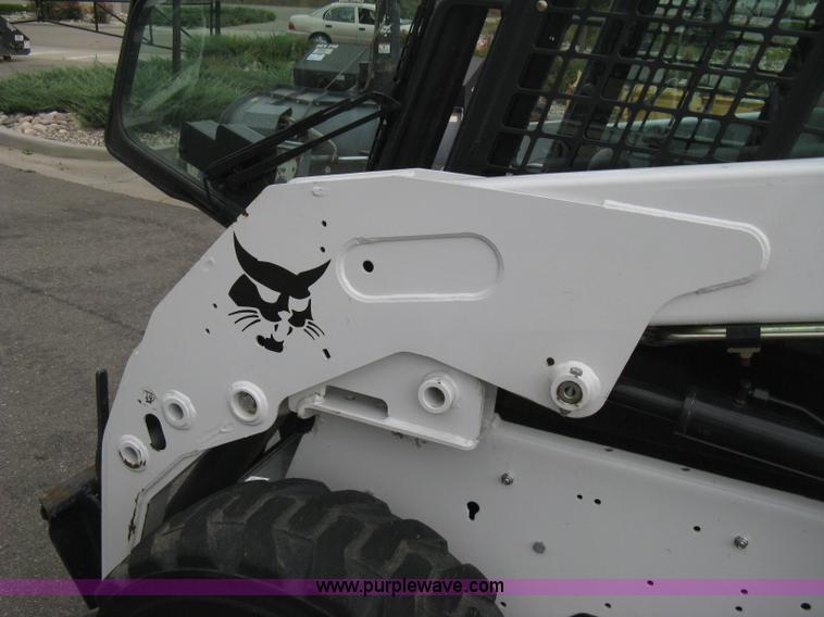 image for item B8107 2010 Bobcat S150 skid steer
