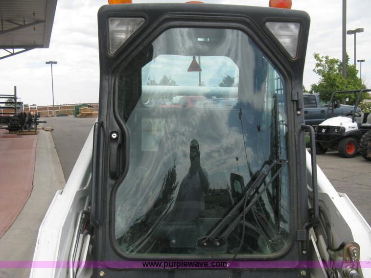 image for item B8108 2010 Bobcat S185 skid steer