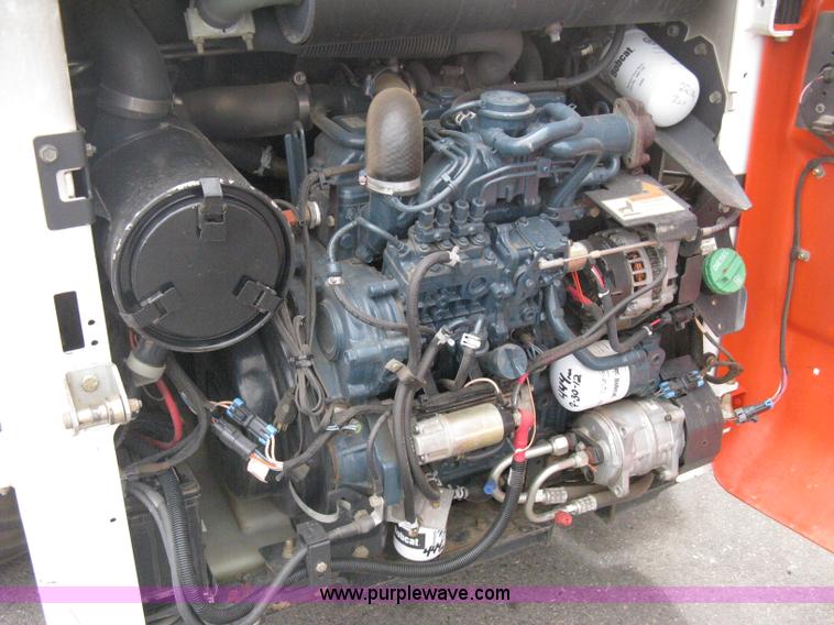 image for item B8108 2010 Bobcat S185 skid steer