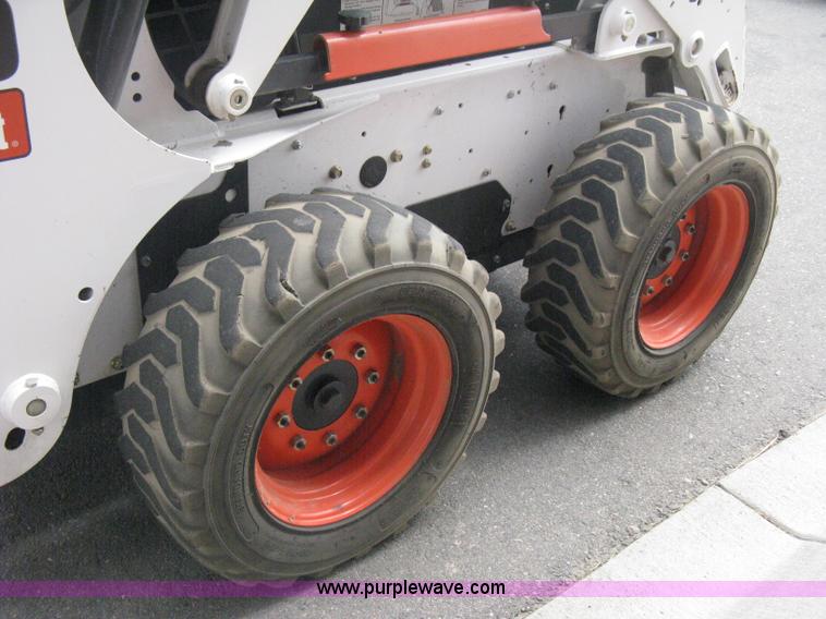 image for item B8108 2010 Bobcat S185 skid steer