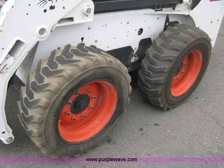 image for item B8108 2010 Bobcat S185 skid steer