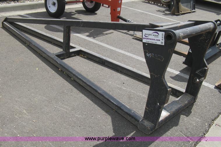 image for item B8125 2003 Bobcat 12 truss boom