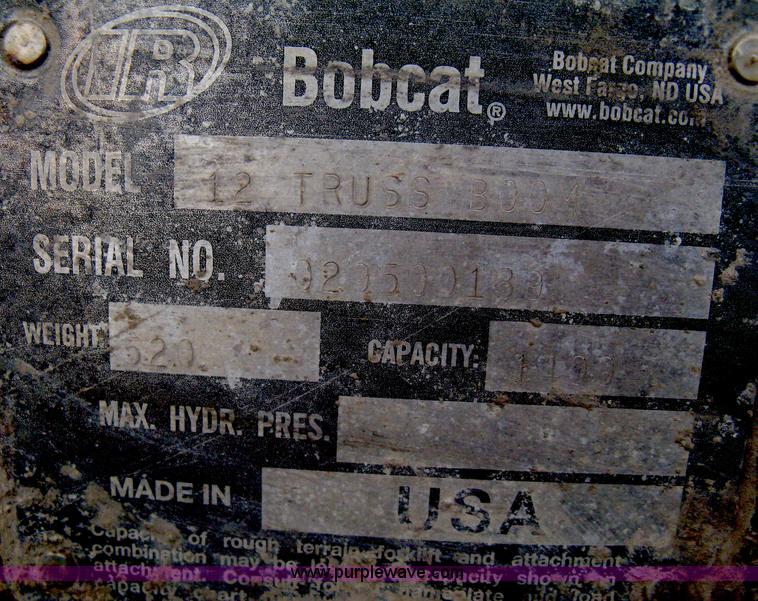 image for item B8125 2003 Bobcat 12 truss boom