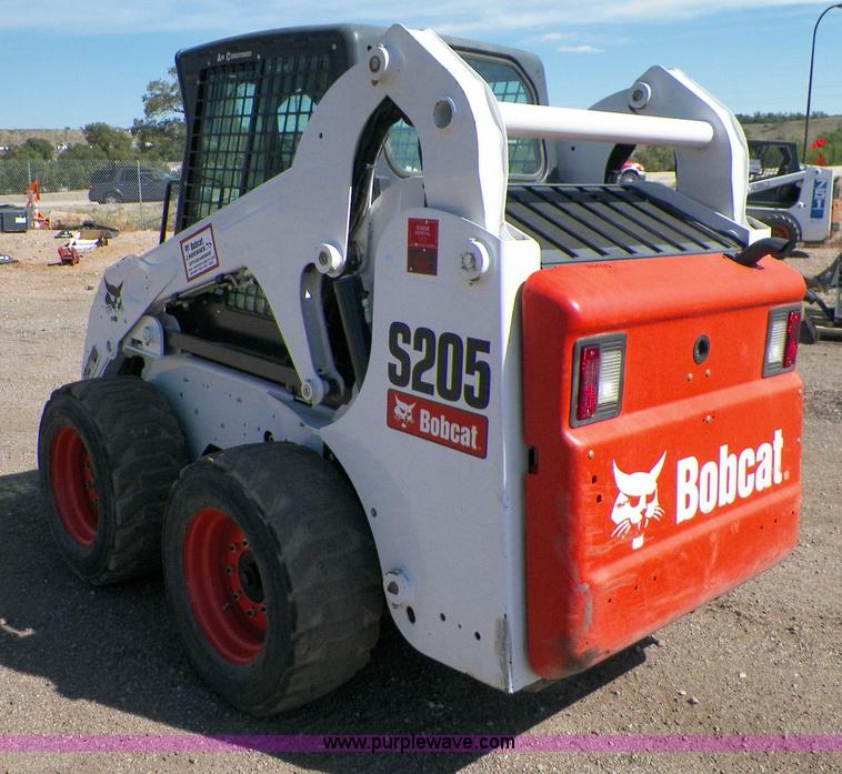 image for item B8310 2010 Bobcat S205 Turbo skid steer