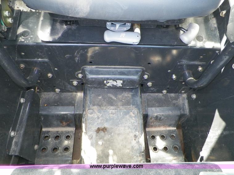 image for item B8310 2010 Bobcat S205 Turbo skid steer