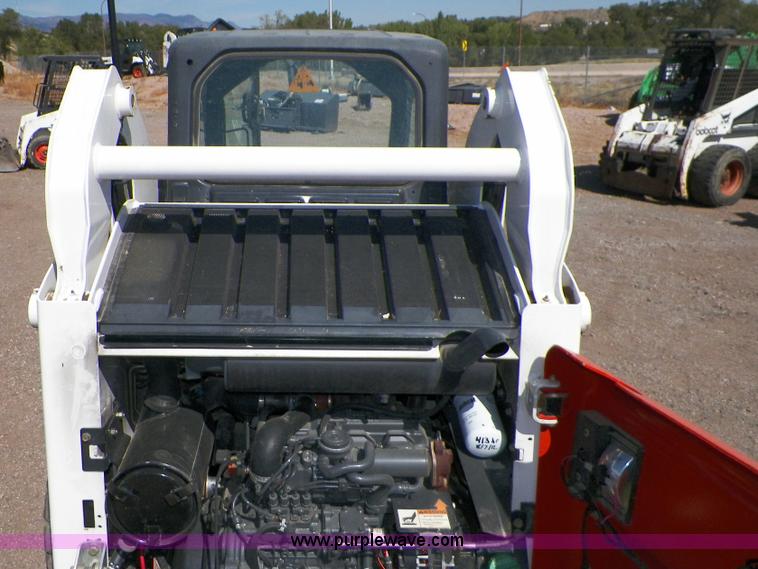 image for item B8310 2010 Bobcat S205 Turbo skid steer