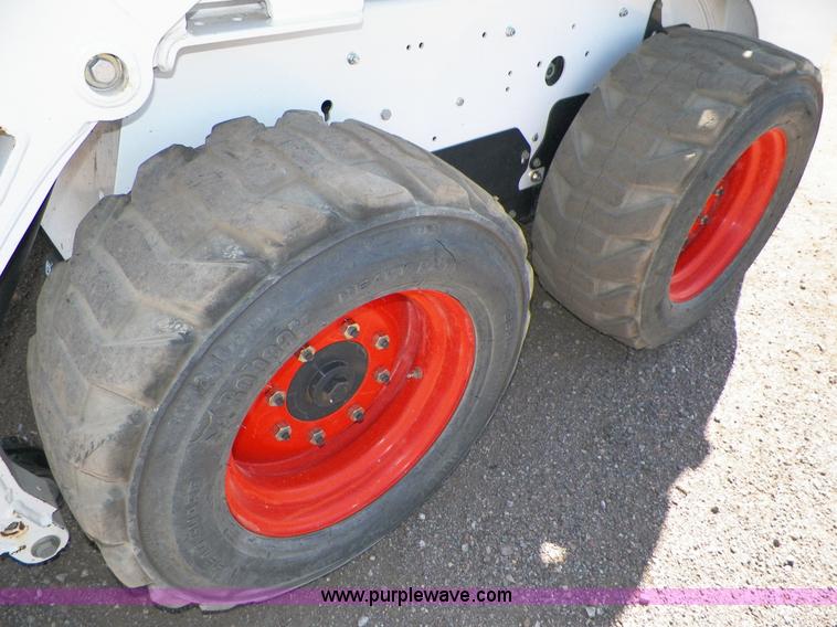 image for item B8310 2010 Bobcat S205 Turbo skid steer