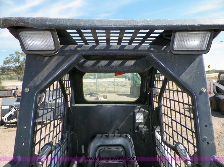 image for item B8311 2008 Bobcat 463 skid steer