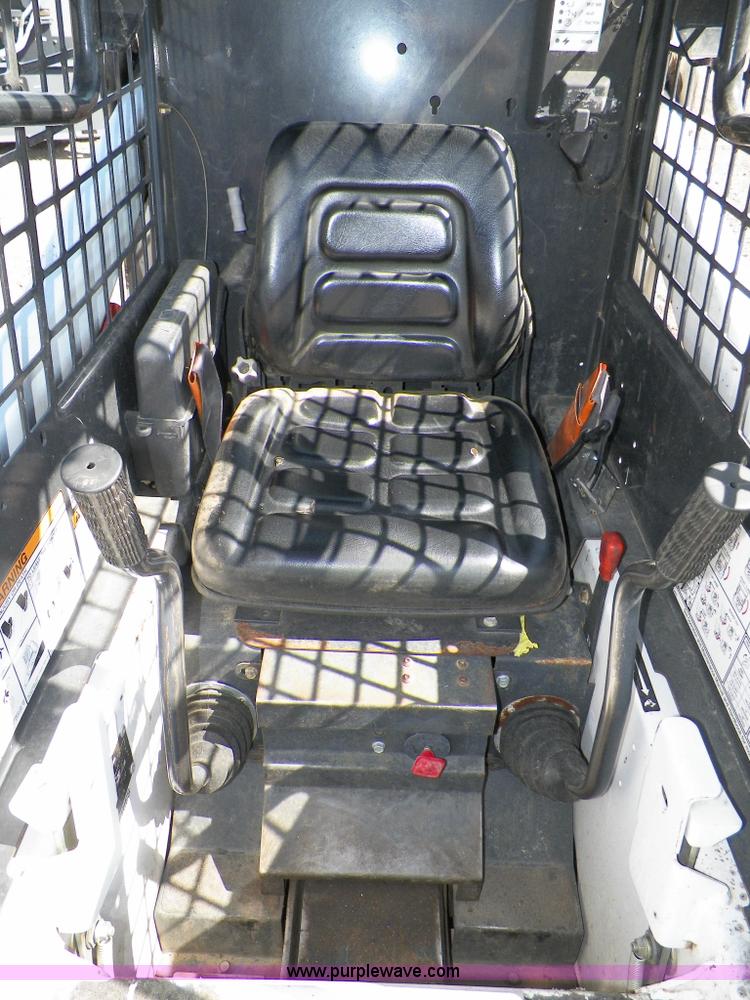 image for item B8311 2008 Bobcat 463 skid steer