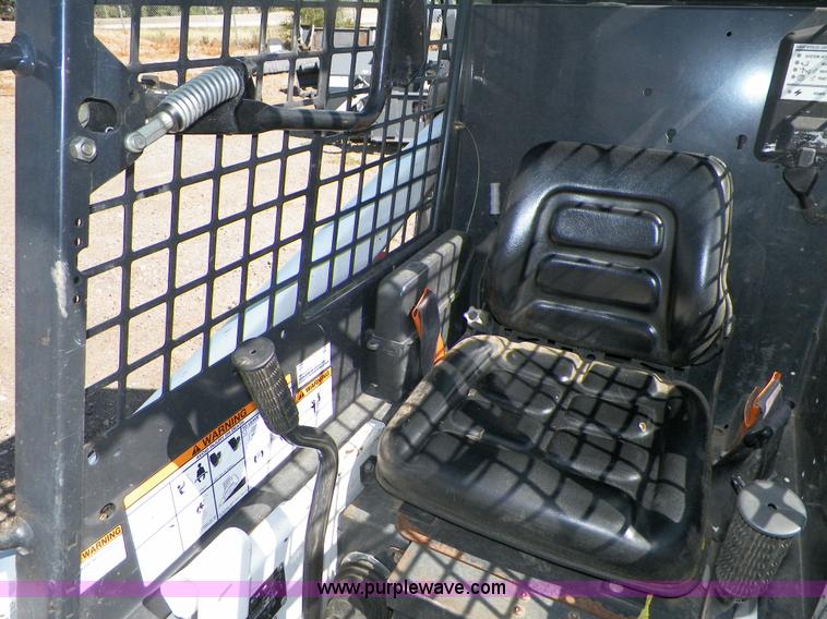 image for item B8311 2008 Bobcat 463 skid steer