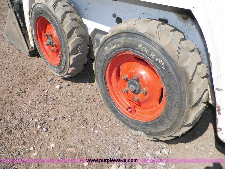 image for item B8311 2008 Bobcat 463 skid steer