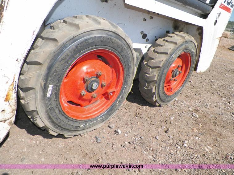 image for item B8311 2008 Bobcat 463 skid steer