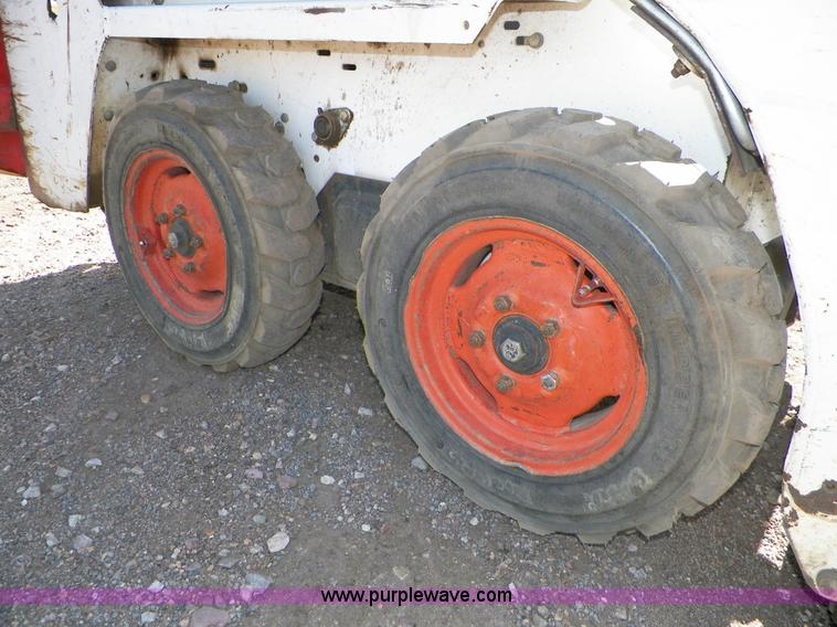 image for item B8311 2008 Bobcat 463 skid steer