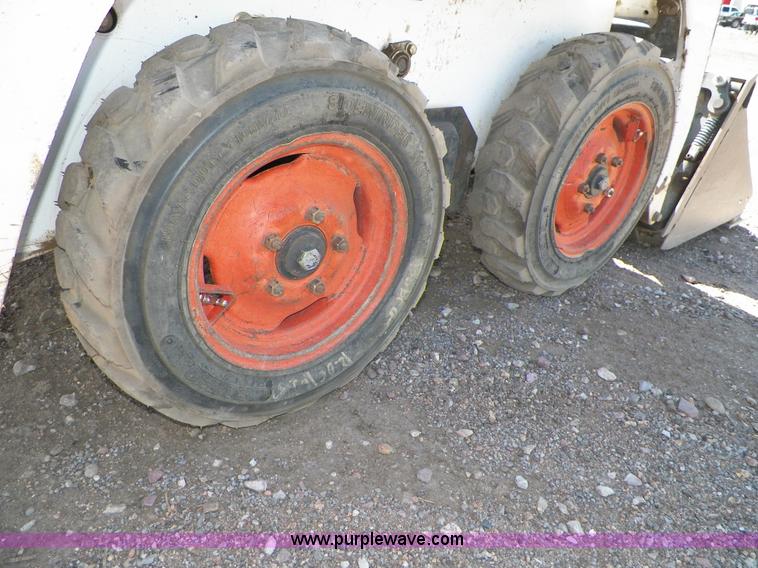image for item B8311 2008 Bobcat 463 skid steer