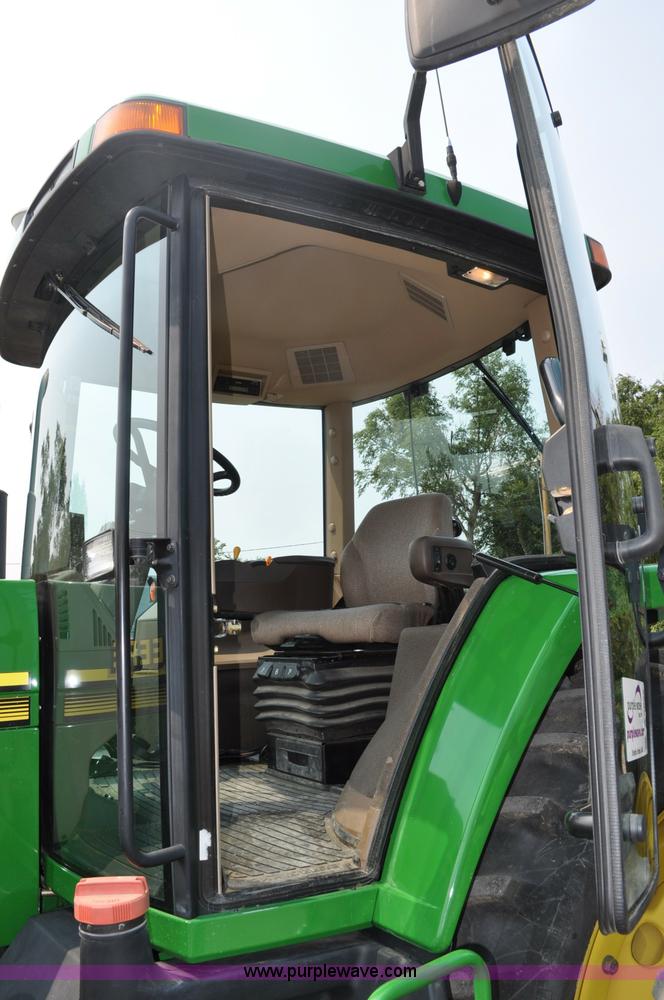 image for item A5982 2000 John Deere 8110 MFWD tractor