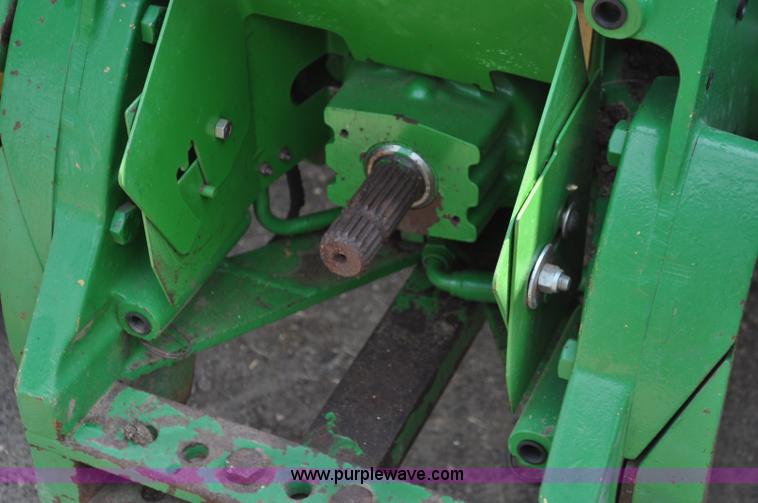 image for item A5984 1997 John Deere 8100 MFWD tractor