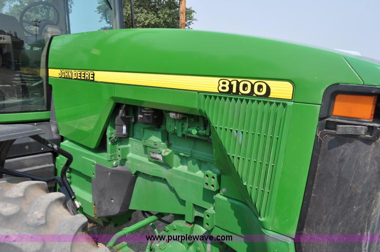 image for item A5984 1997 John Deere 8100 MFWD tractor