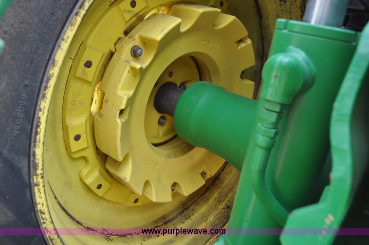 image for item A5984 1997 John Deere 8100 MFWD tractor