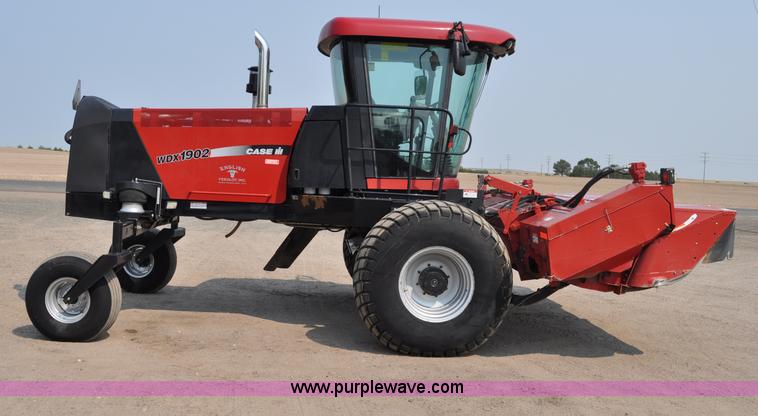 image for item A5985 Case IH WDX1902 self-propelled swather