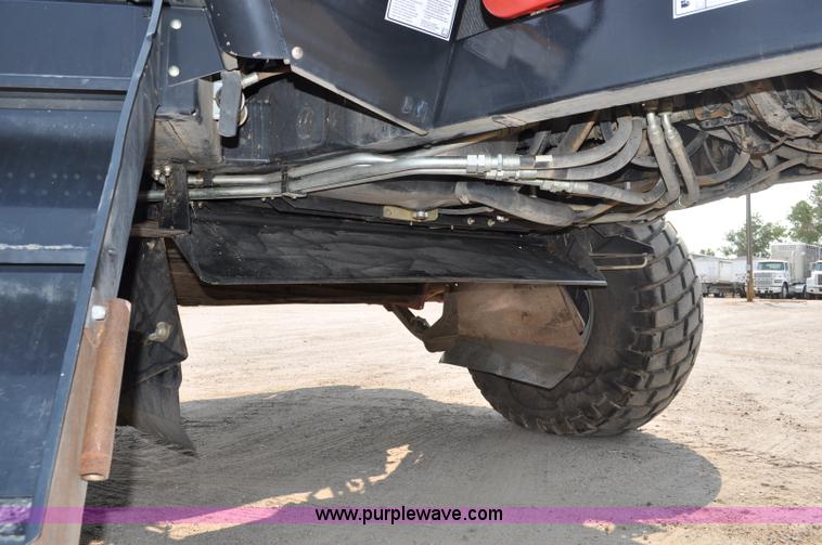 image for item A5985 Case IH WDX1902 self-propelled swather