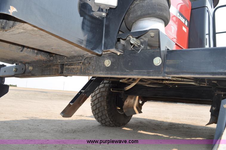 image for item A5985 Case IH WDX1902 self-propelled swather