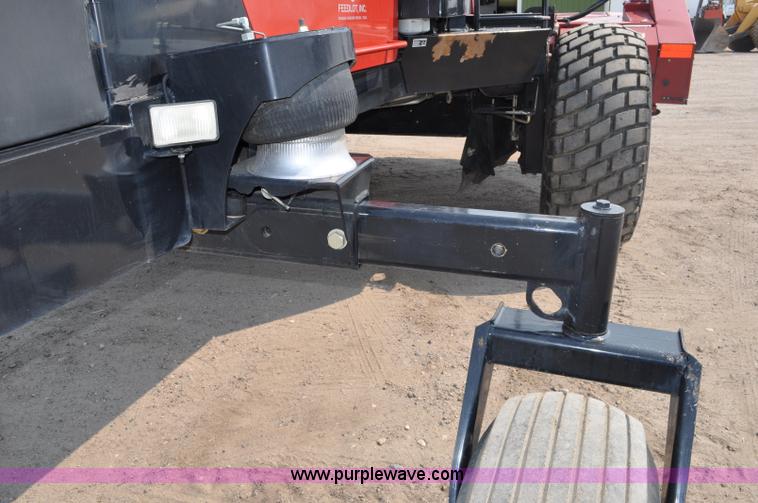 image for item A5985 Case IH WDX1902 self-propelled swather